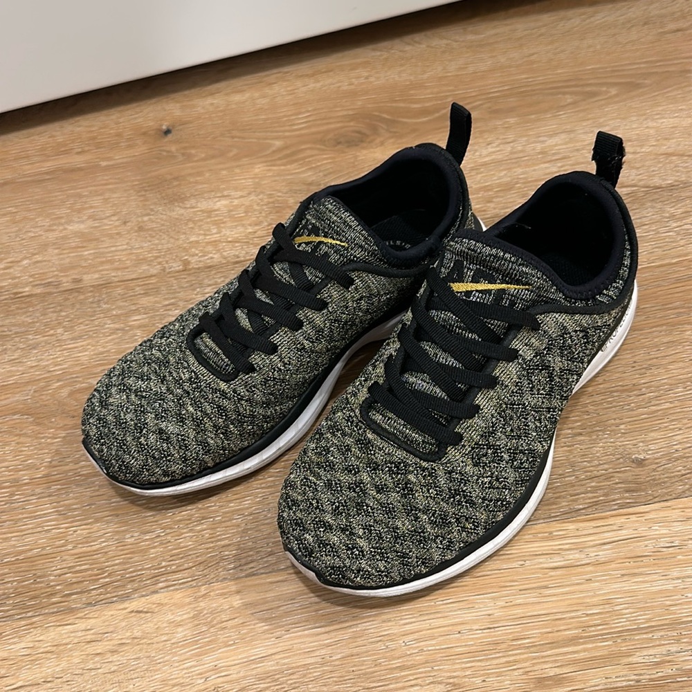 APL Women’s Sneakers